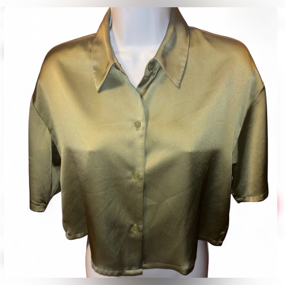 Abercrombie & Fitch Satin Blouse Cropped Boxy Fit Button-Up Career Casual XS/S